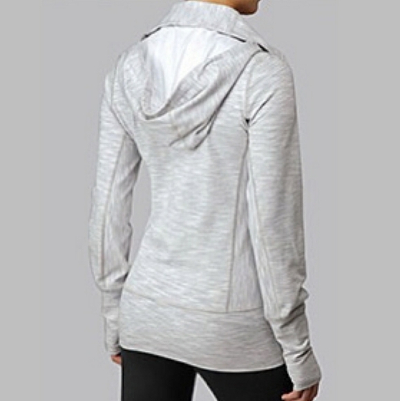 Lululemon Stride zip hooded jacket. Striped. Heathered grey and white. Size 2. - Picture 2 of 16